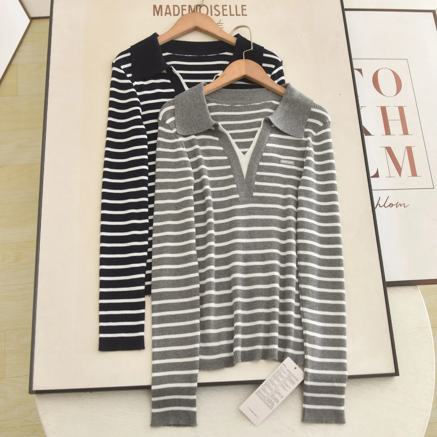 Slim Fit Stripe Knit  Neck Long Sleeve Women's Top New Autumn Style Patchwork Design Fashionable Casual Wear