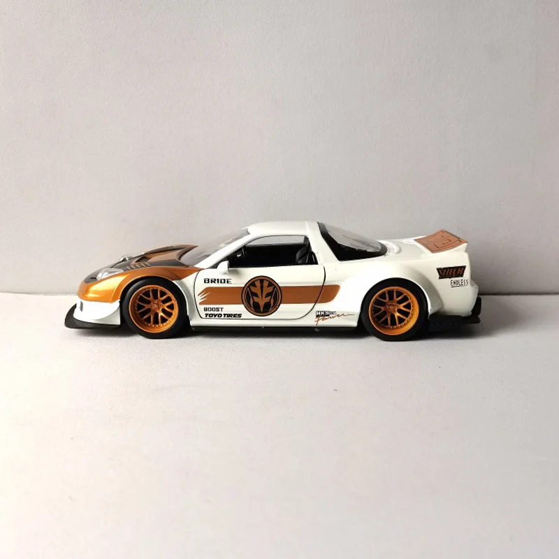 

Jada 1:24 Scale Alloy 2002 Honda NSX Dino Squad White Edition Miniature Toy Car Simulation Diecast Classic Model Souvenir Gifts