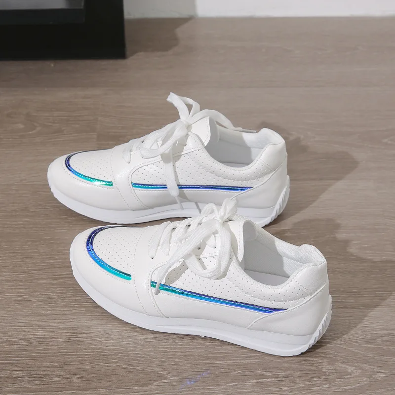 

Кроссовки женские, новая спортивная обувь, женские маленькие белые туфли, модные удобные кроссовки, универсальные легкие повседневные кроссовки
