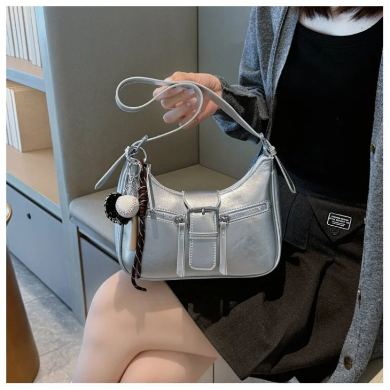 

Unique Vintage Inspired Letter Logo Shopper Purse Bag For Elegant Women With Everyday Fashionable Twist