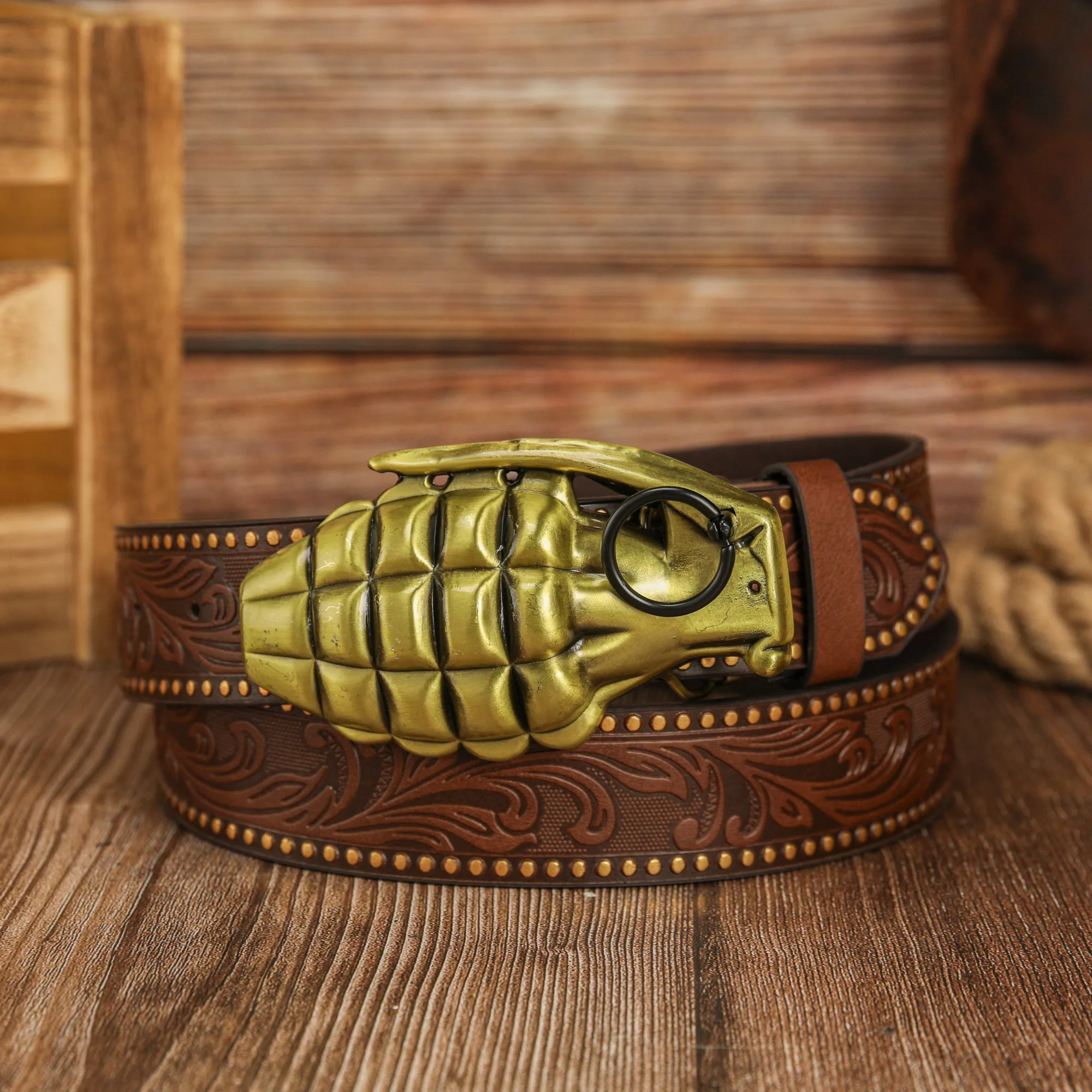 Simulierte dreidimensionale Granate, Schnalle aus Zinklegierung, Phönixschwanzmuster, PU-geprägter handbemalter Gürtel, Unisex-Gürtel – Detail 4