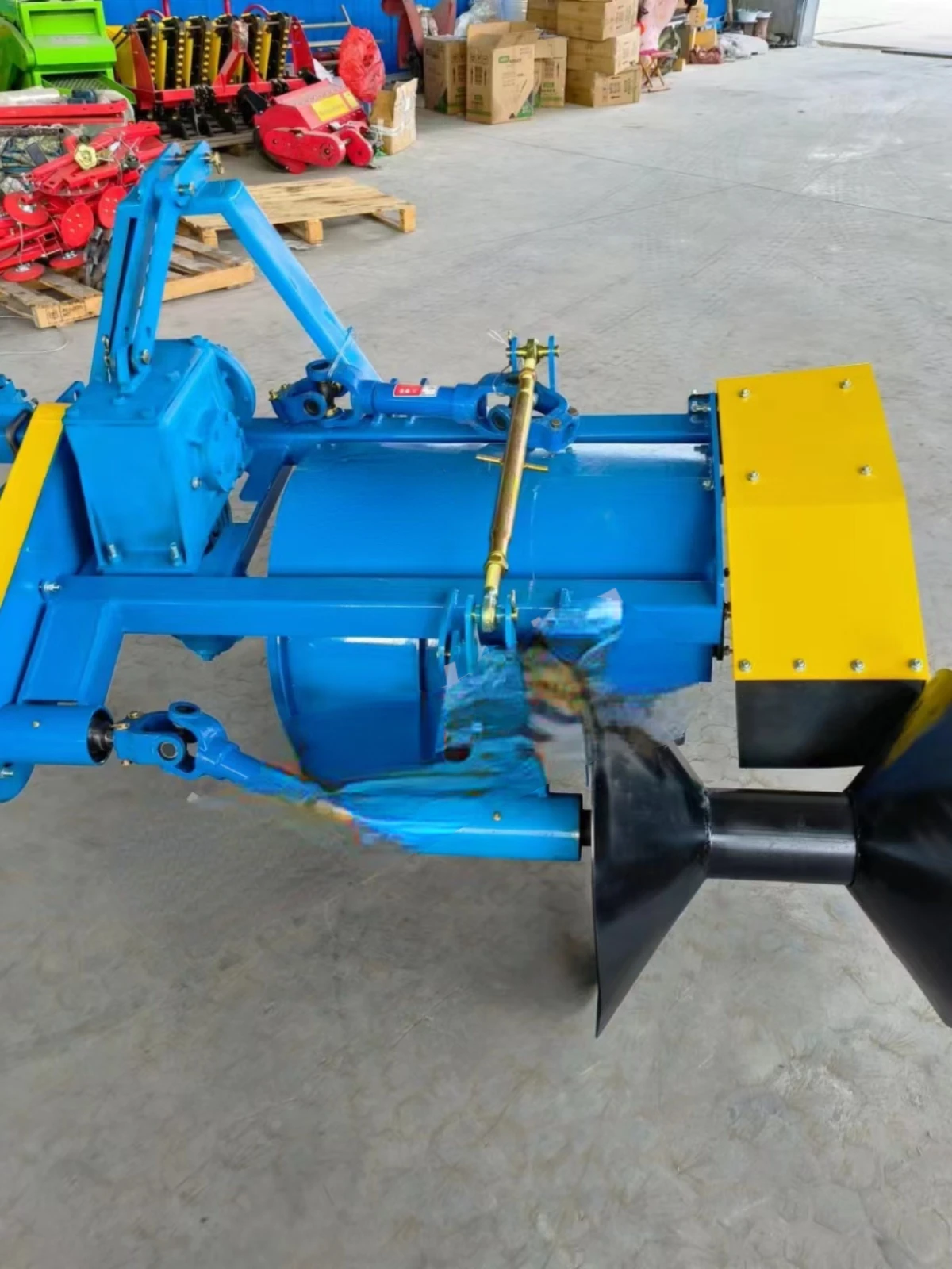 Post free ridge building machine, tractor, rear mounted ridge building machine, water and drought dual-purpose ridge building