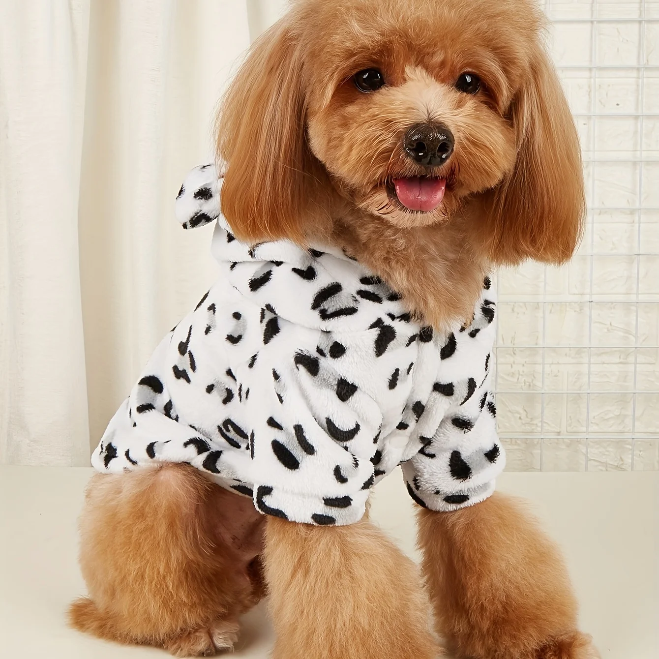 Pet clothes dog cat sweatshirt comfortable and warm clothes with spots cute cartoon velvet