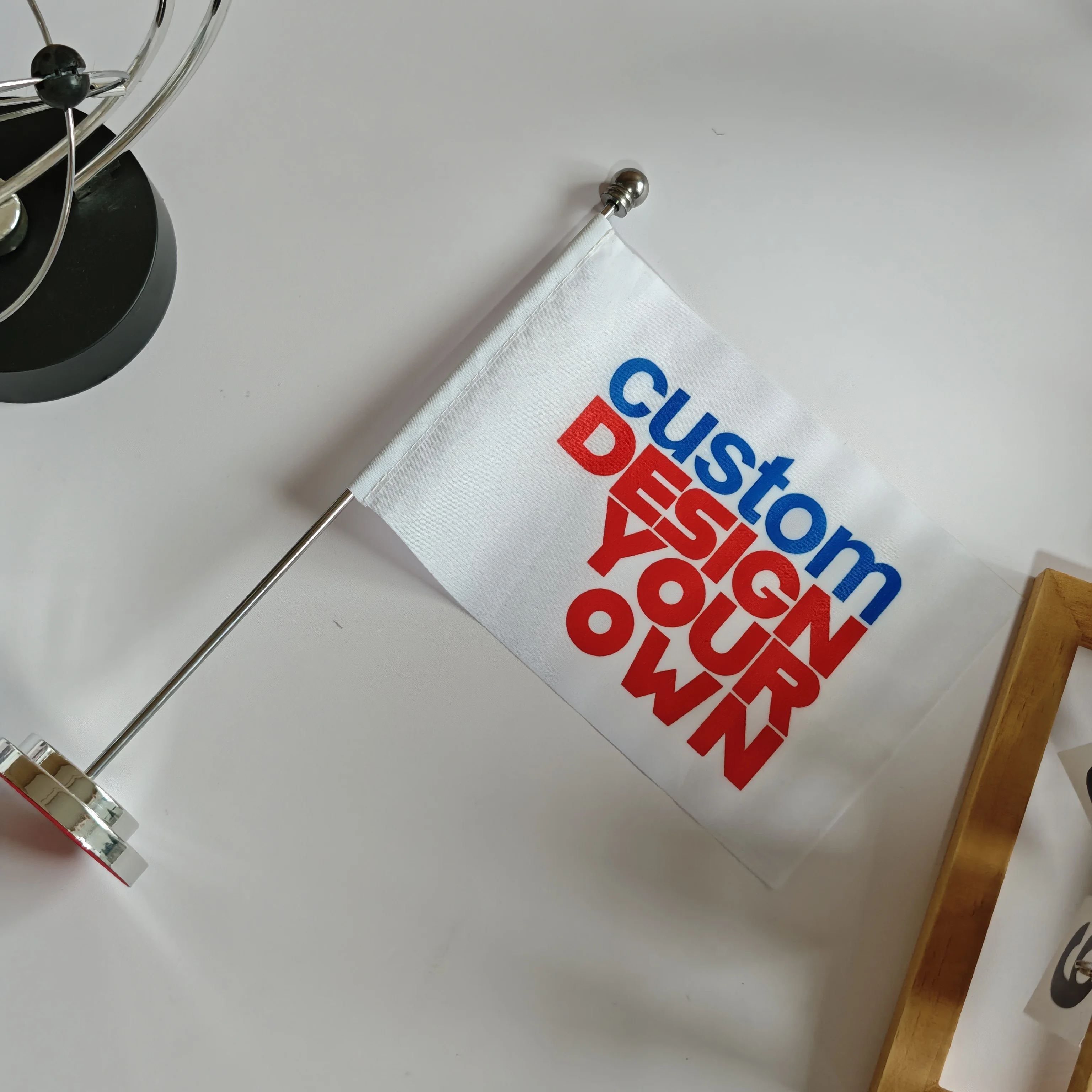 Aangepaste 1-delige tafelvlag  - Desk Setup Kit recensie en prijs