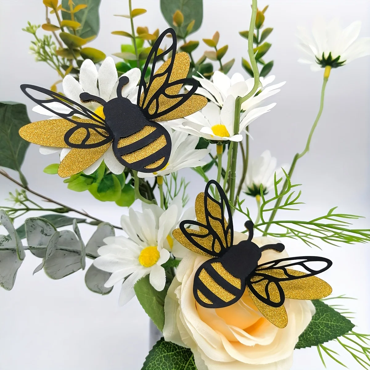12pcs/set 3D Creative Bee Wall Stickers, Living Room Bedroom Background Decor, Simple Home Wall Decal