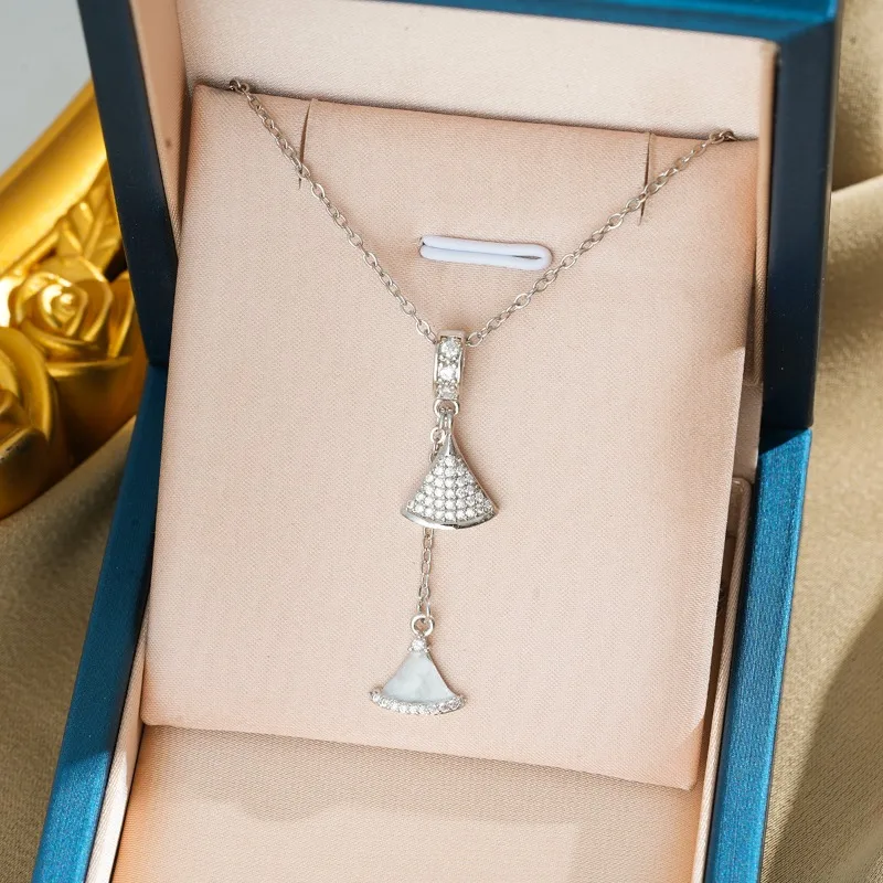 

Новое модное украшение 2026 года, универсальное и высококачественное золотое колье для женщин, в корейском стиле, в форме веера, с ракушками, 1468