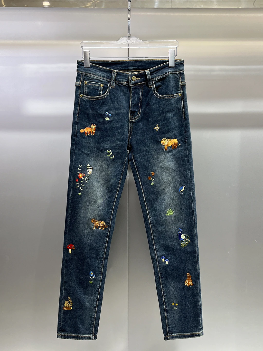 

Slim Fit Men's Jeans Embroidered Deep Blue Versatile Trendy Long Pants Machine Embroidery Slimming Effect Chinese Manufacturer