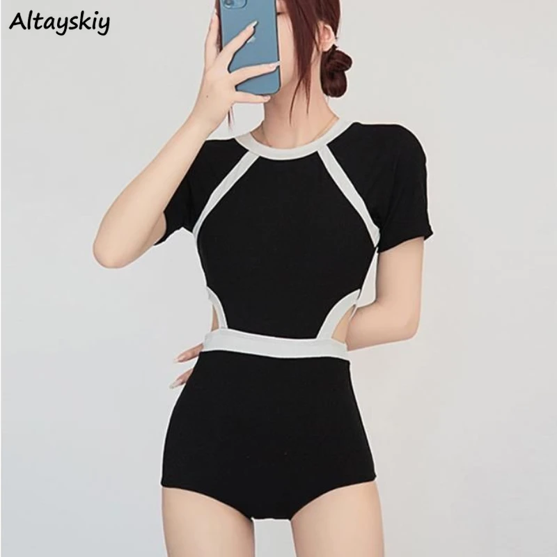 Cover-ups Women One-piece Short Sleeve Conservative Swimwear Students Simple Summer Beach Bath Girlish Korean Style Classic BF