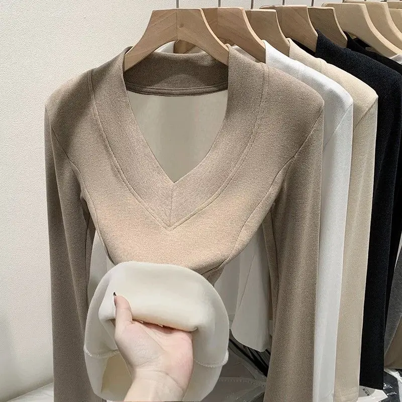 Plus Size Women V Neck Fleece Lined Thick Base Top Warm Inner Wear Winter Fashion Mom Tops For 300Lbs