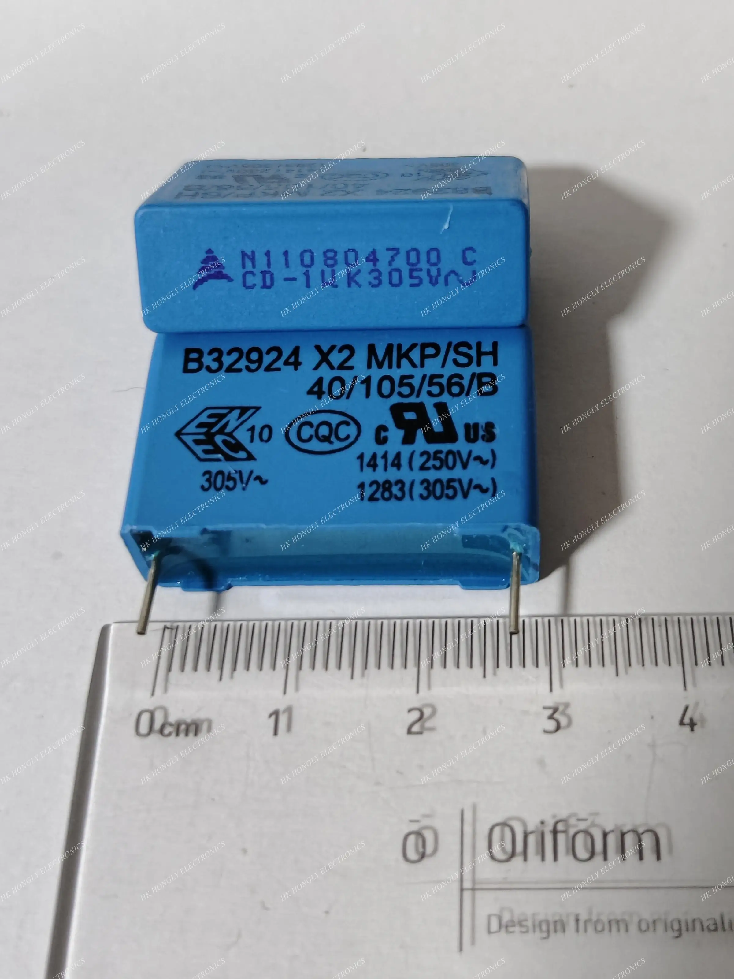 2PCS B32924 X2 MKP/SH C U68 1U K=10% M=20% 305V 0.68UF 1UF 684 105 P=27.5mm  FILM CAPACITOR