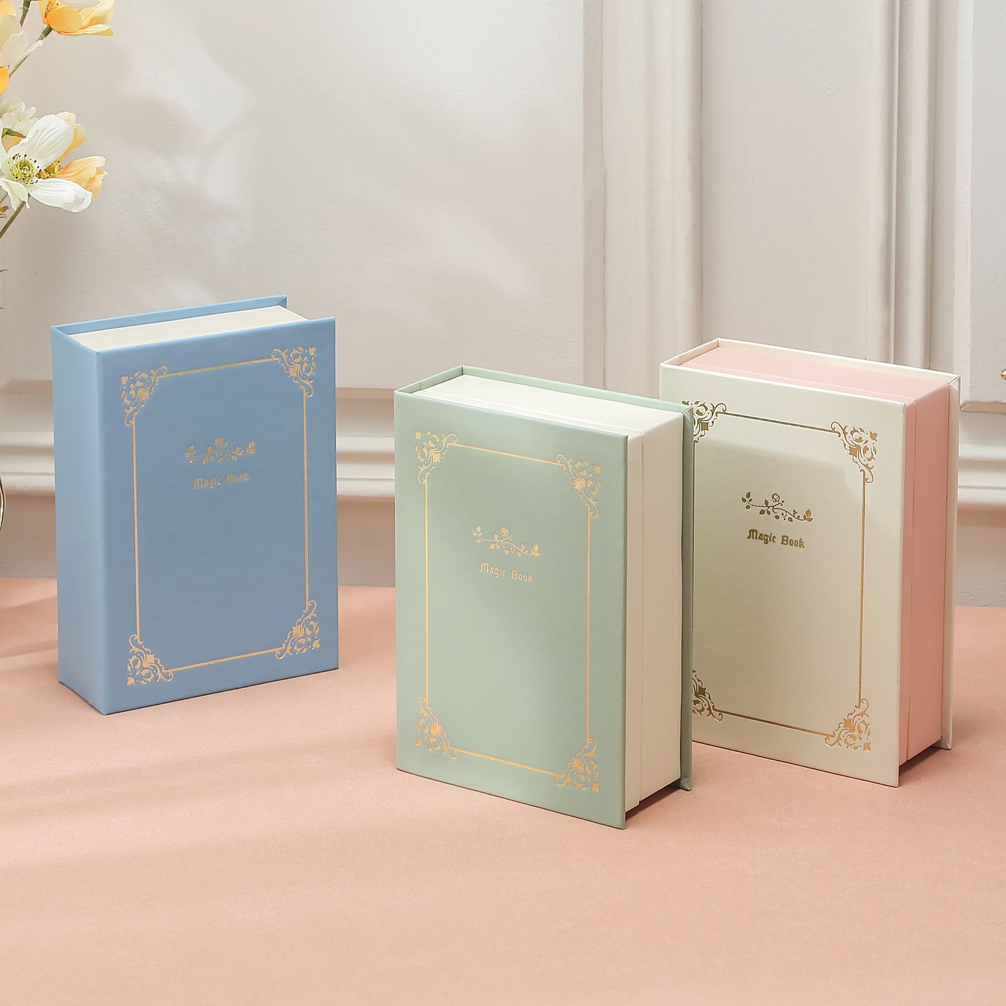 Schmuckschatulle im Tagebuchstil, magnetischer Flip-Cover-Präsentationsständer für Armbänder, Ohrringe, Halsketten, Ringe, Geschenk für Frauen