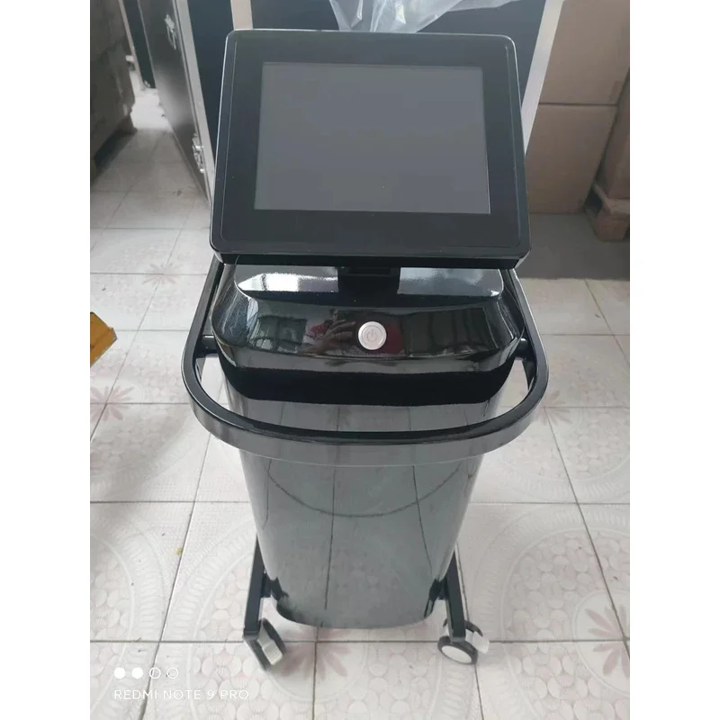 Facial care device M8 Black chassis