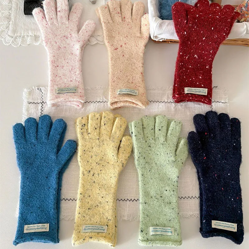 2026 neue Winter Mädchen Gestrickte Handschuh Nette 8 Farbe Frauen Bunte Punkte Touchscreen Handschuhe Dame Warme Vielseitige Handschuhe