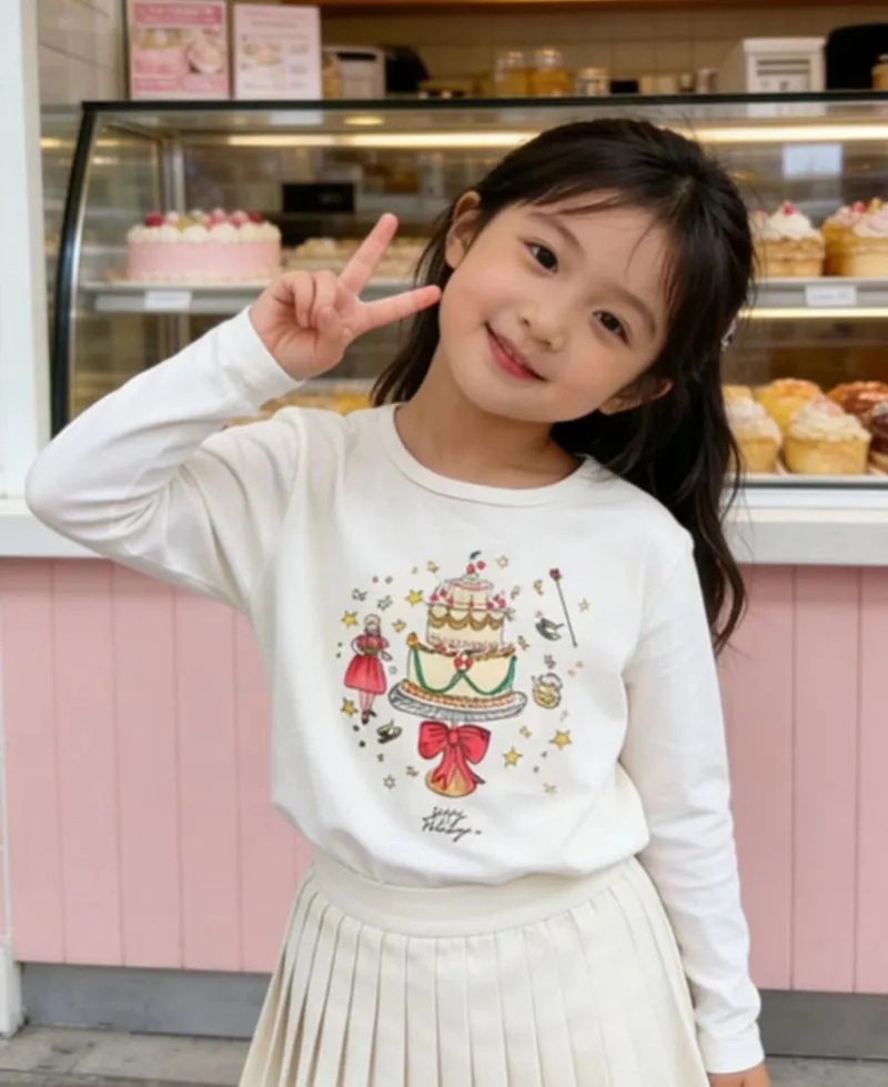 

baby girl clothes spring tops kids t-shirts Sweet cake pattern printed T-shirt pure cotton Comfortable long sleeved girls T-shir