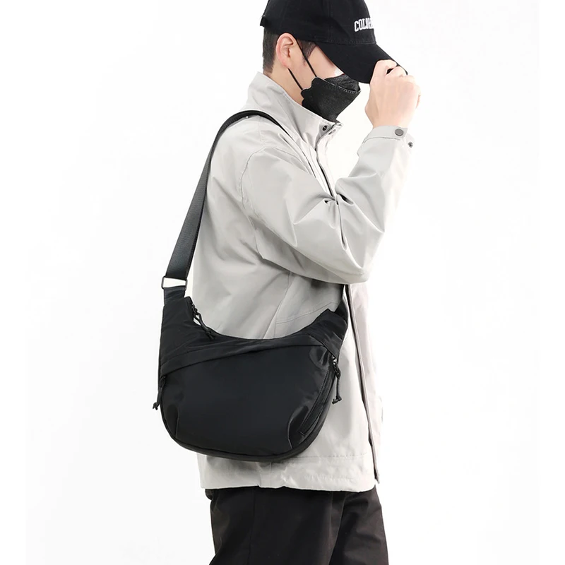 

Small Shoulder Bag Men's Crossbody Bag Male Nylon Cloth Shoulder Bag Waterproof Fanny Pack Handbag Luxury Designer Bags Sling