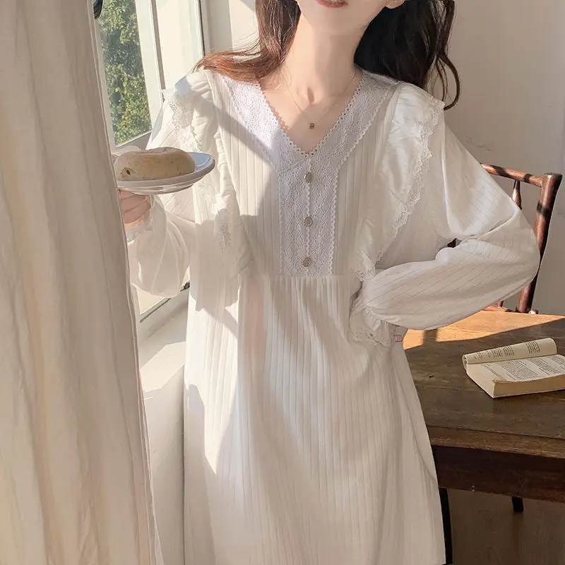 Pajama Women's Spring and Autumn Long Sleeved Sleepwear Cotton Wrinkled Fabric Sleepshirts Lace Nightgown Retro Sweet Homewear