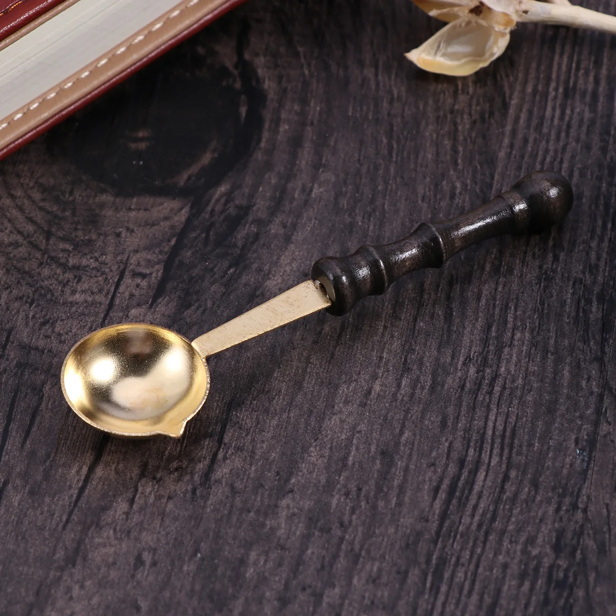 

Sealing Wax Melting Tools for Envelope Crafts Black Seal Wax Spoon When Heated Wooden Handle Anti Scald Supplies