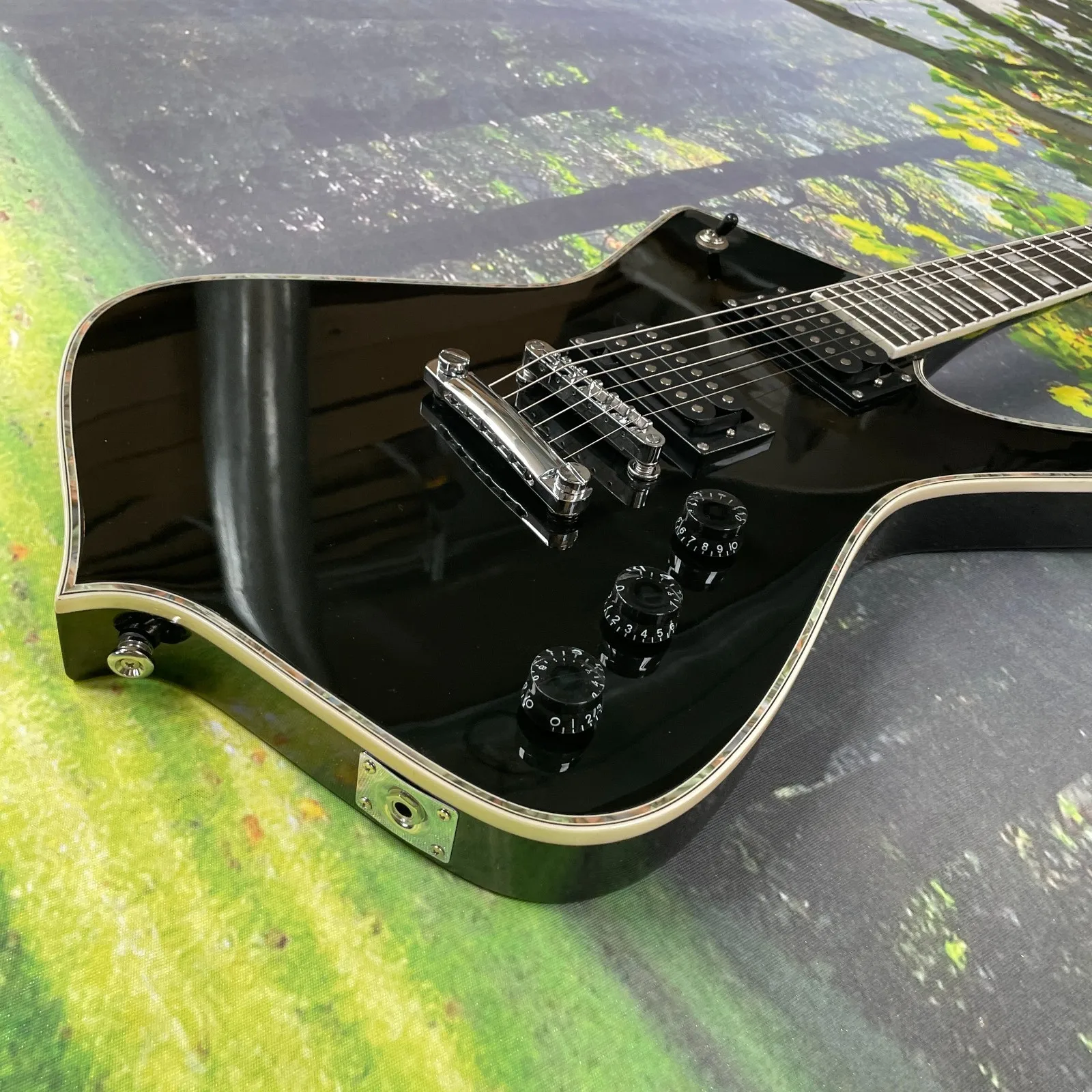 جديد أسود Iba.z Iceman Guitar 6s جولة سبائك الكروم مصنع مخصص