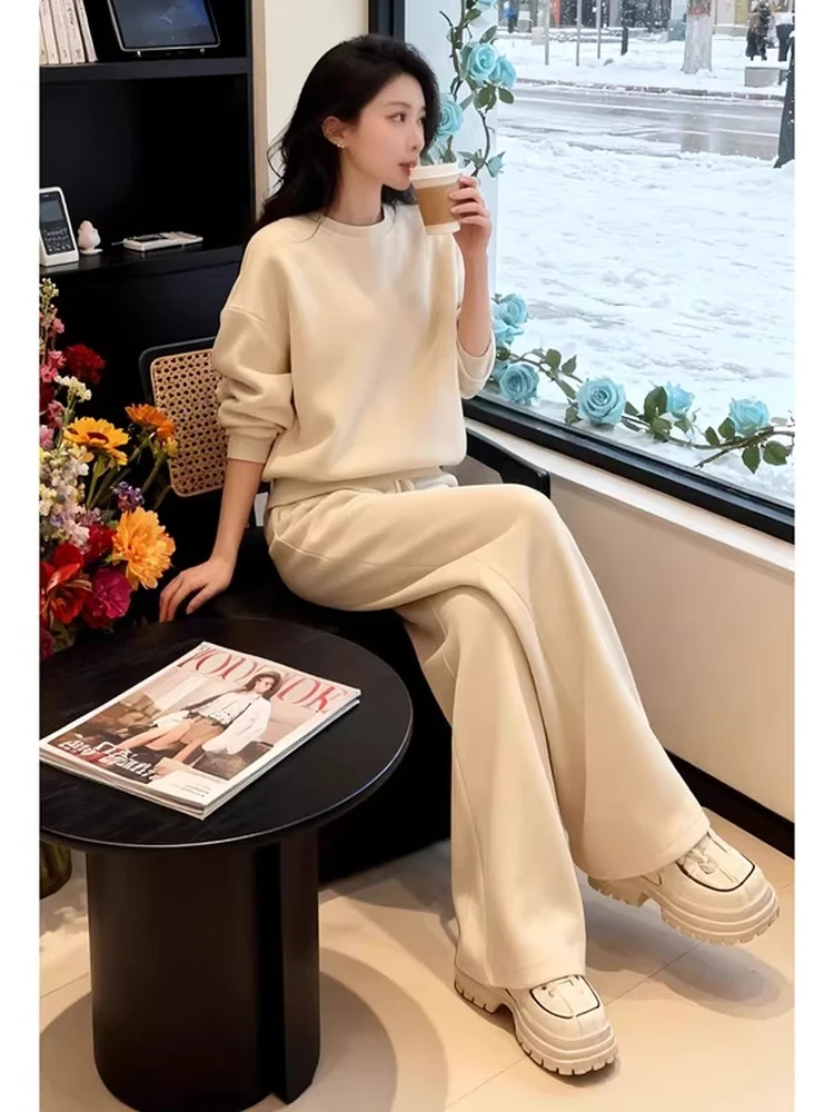 

Autumn Winter plus Size Women's Casual Sports Set Fashionable Youthful Fleece Sweatshirt Wide Leg Pants Complete Set