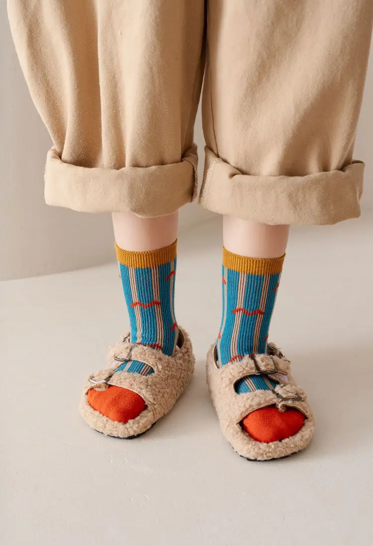 Vintage karierte gestreifte Kinder-Crew-Socken, weiche, atmungsaktive Baumwolle, Retro-geometrische Socken für Jungen und Mädchen, Alltagssocken für die Schule und Freizeit – Detail 13