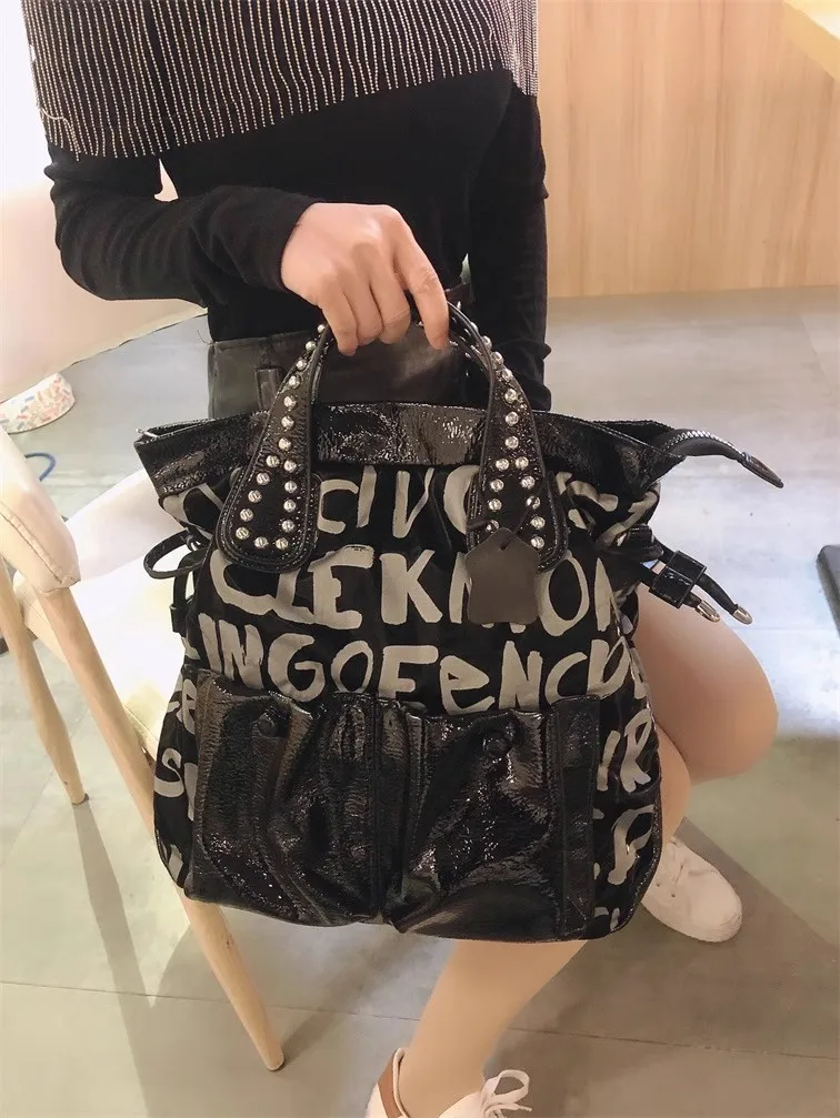 

High Quality Fashion Letter Rivet Women's Handbag Large Capacity Tote Bag Shoulder Messenger Bag Female Travel Bag Casual Bag