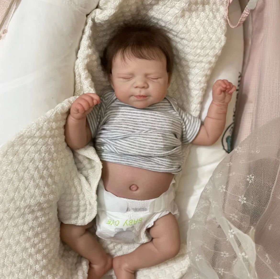 

19" Realistic Reborn Baby Doll: Newborn Pascale with Soft Vinyl Skin, Visible Veins, Magnetic Pacifier Cute Companion & Gift