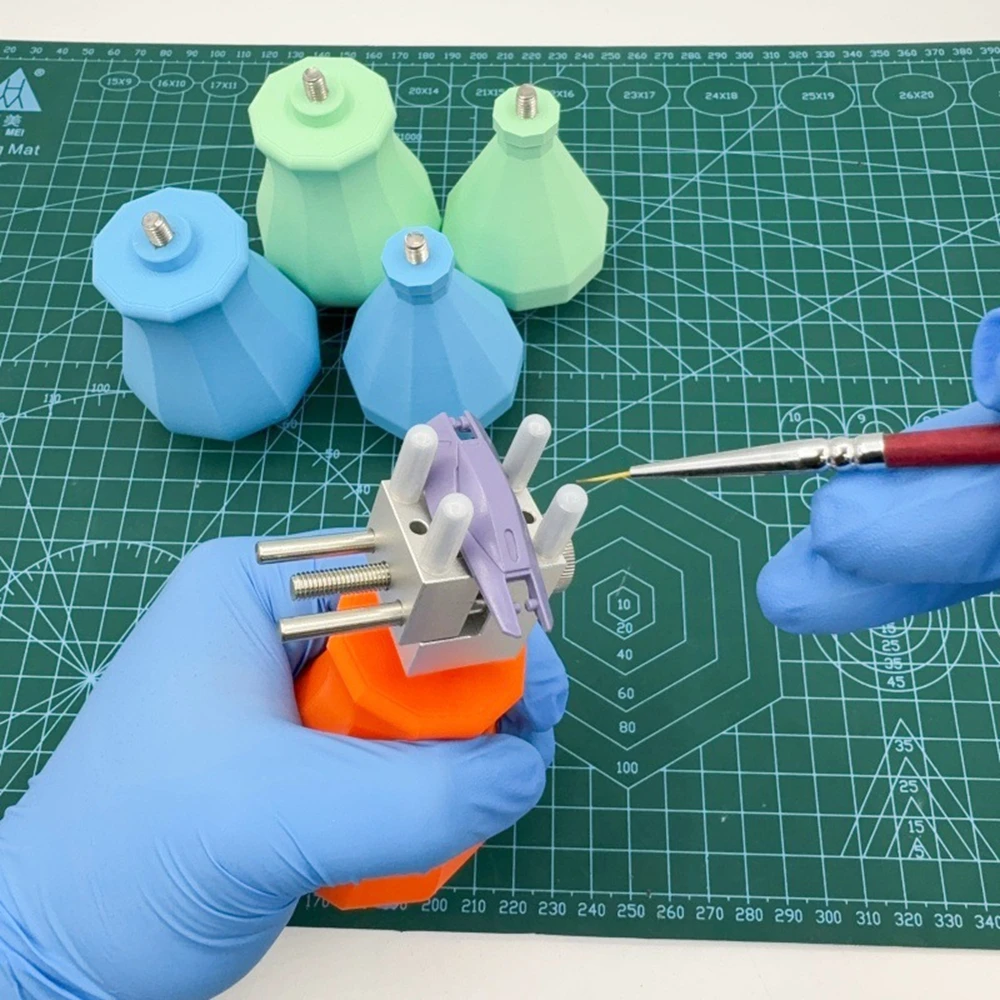 

Ручка-держатель с окрашенной рукояткой для миниатюрных моделей, для ручной окраски, с устойчивым основанием, резьба M6