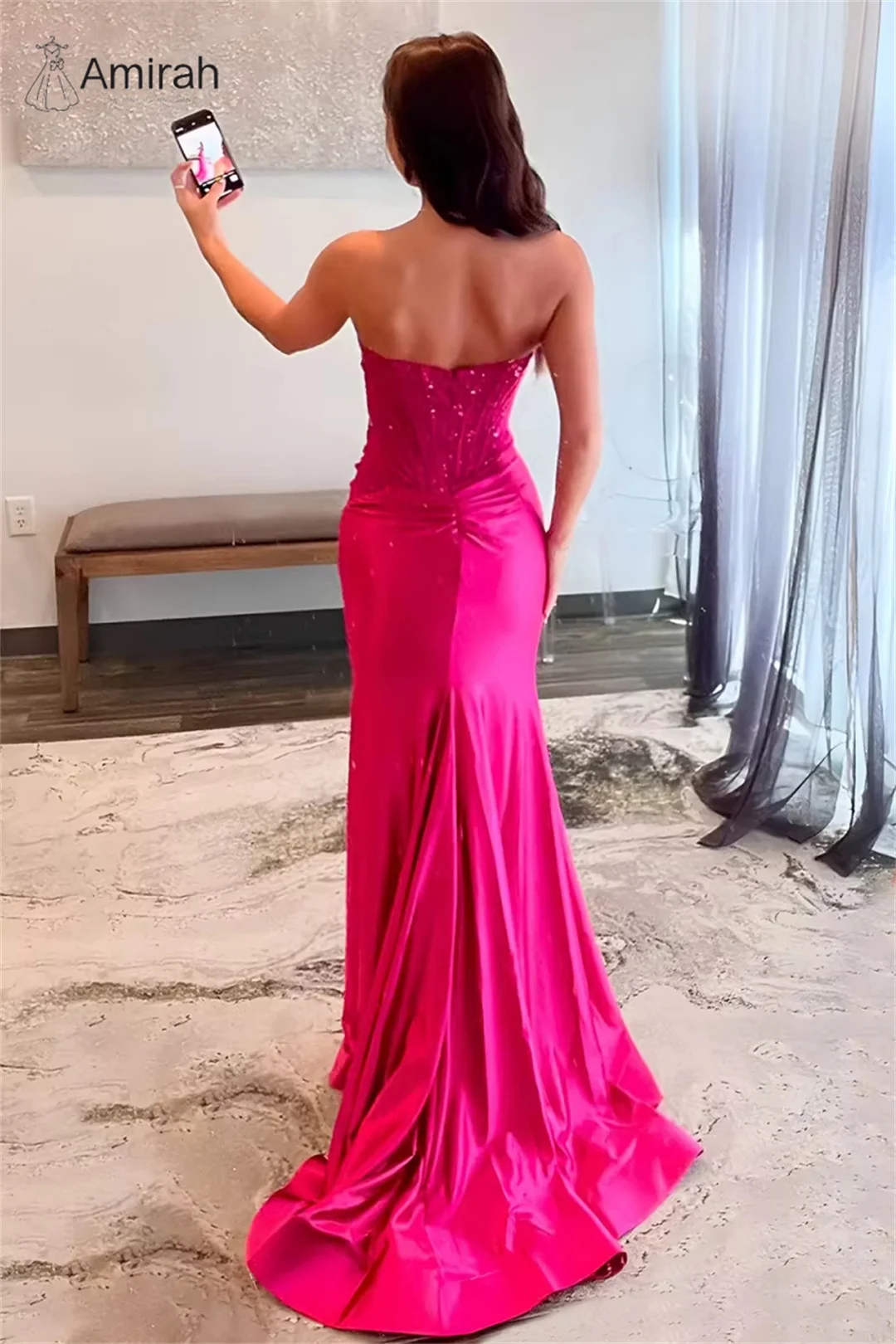 Amirah فساتين كوكتيل بدون ظهر بفتحة جانبية للمناسبات الخاصة فساتين سهرة نسائية فاخرة أنيقة مصنوعة حسب الطلب