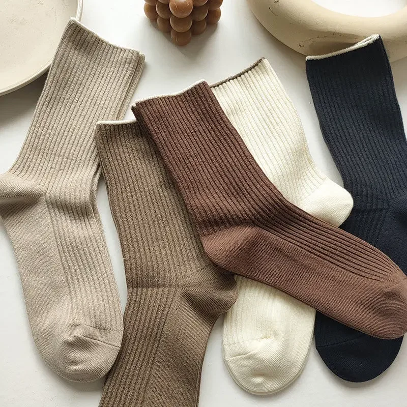 5 Pairs Of New Japanese Socks Set Solid Color Women\'s Casual Cotton Socks Autumn Simple Women\'s Medium Length Socks