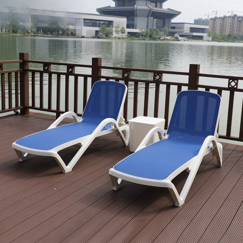 Outdoor villa courtyard lounge chair Leisure garden courtyard sunbathing chair Waterproof sunscreen lounge chair Hotel bed