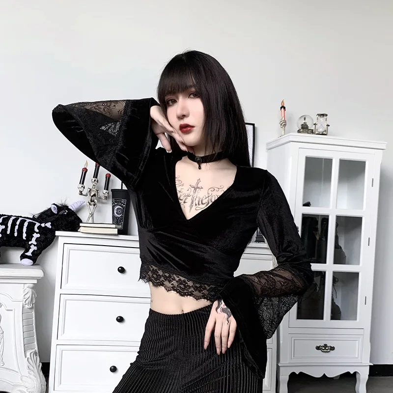 Women Gothic Black Crop Tops Solid Lace V-Neck Cropped Blouses Female Long Flare Sleeve Blouse Ladies Y2K Slim Streetwear