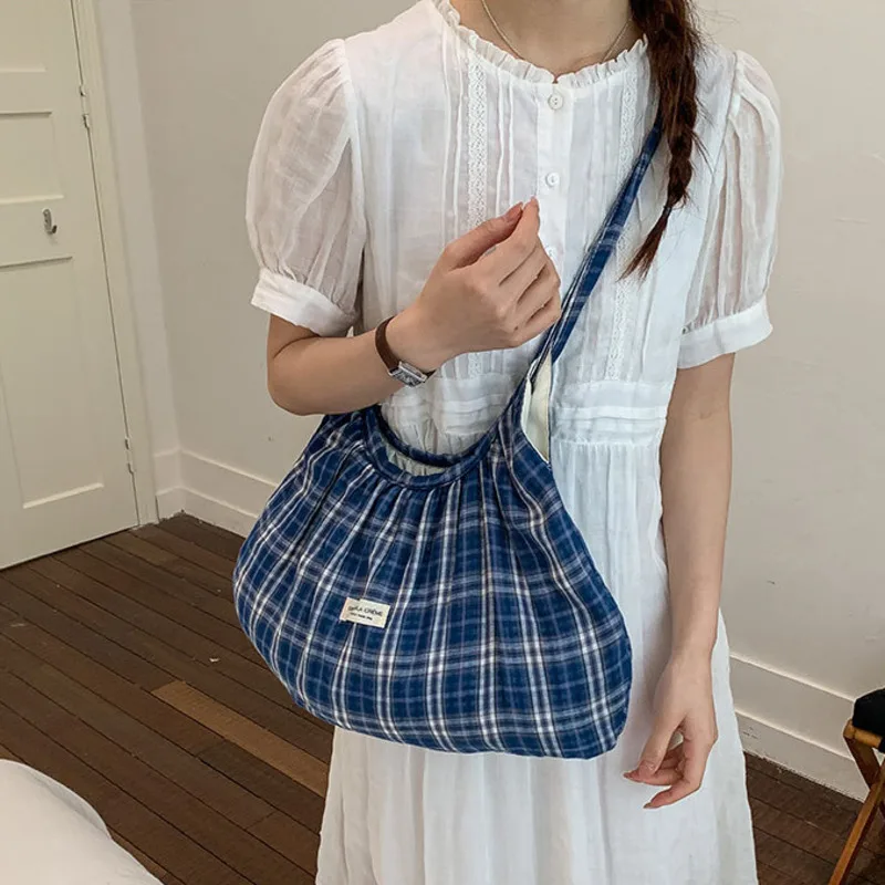 HKSH Women's Shoulder Bags Pleated Plaid Versatile Korean Retro Casual Lightweight Y2K Streetwear New Spring Summer 2026 HK21400