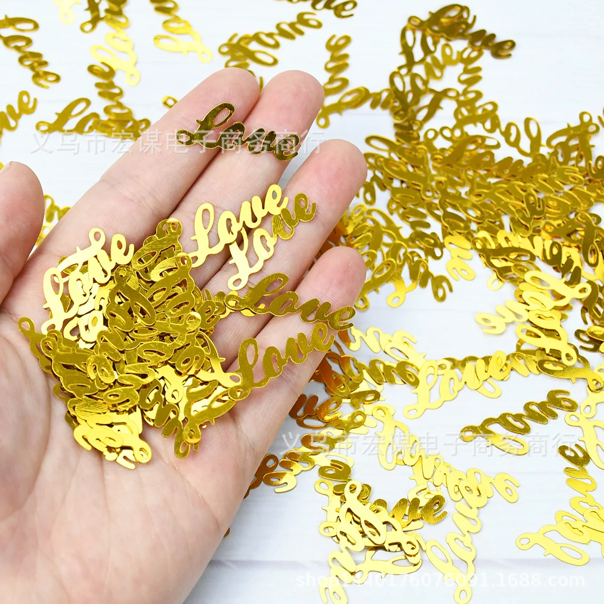 Розовый конфетти любовь конфет – обзор и цена Papercraft Supply Confetti