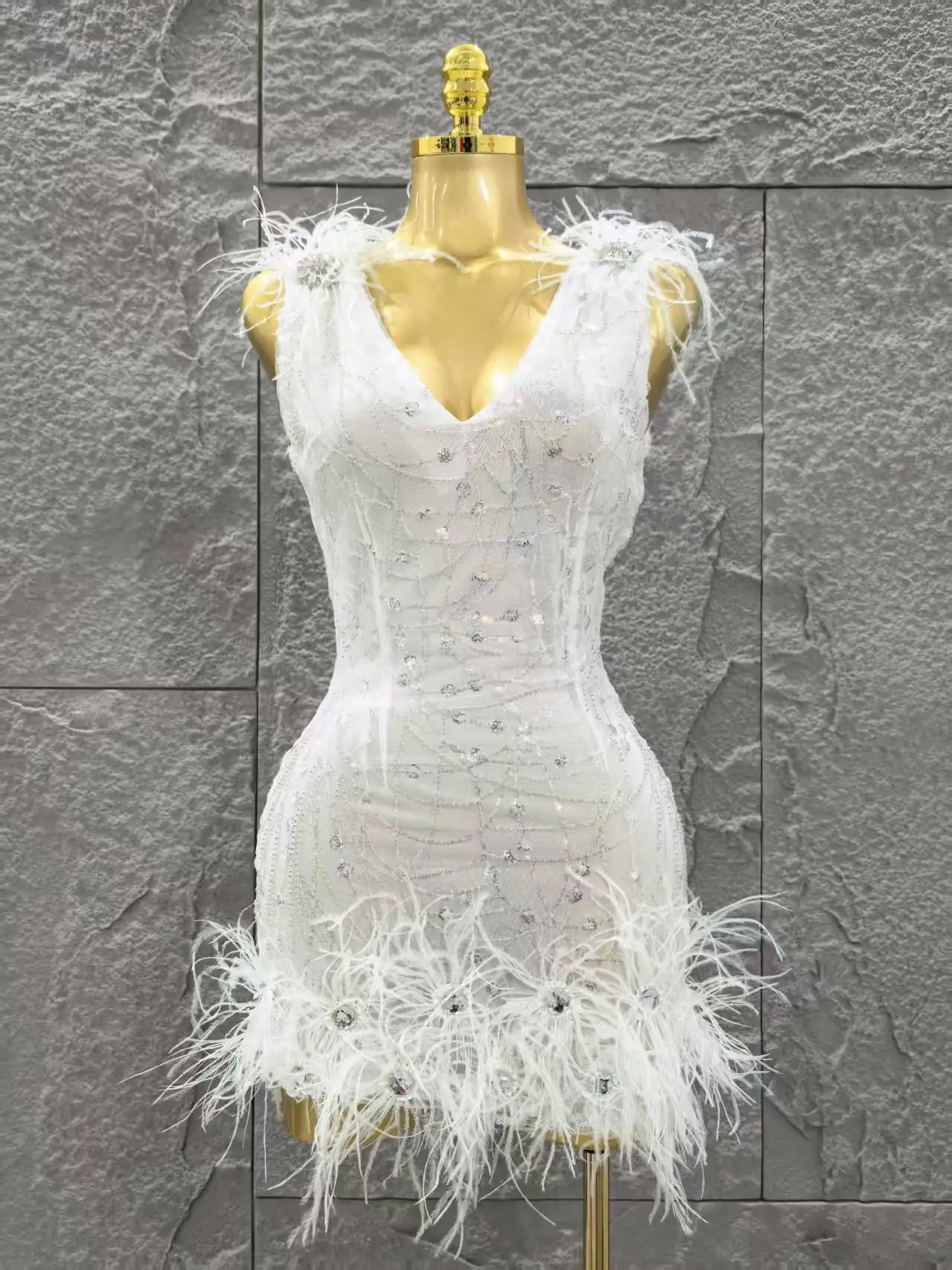 top-quality-women-sleeveless-sexy-v-neck-bodycon-mini-dress-shinning-sequins-feathers-celebrate-birthday-vacation-cocktail-wear