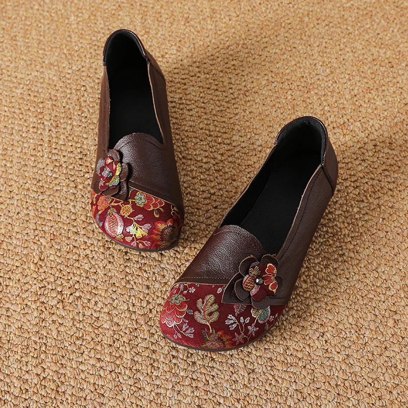 

Vintage Floral Moccasin Women Comfortable Ballet Flats 2026 New Real Leather Upper Slip On Shoes Mom Casual Daily Walking Flats
