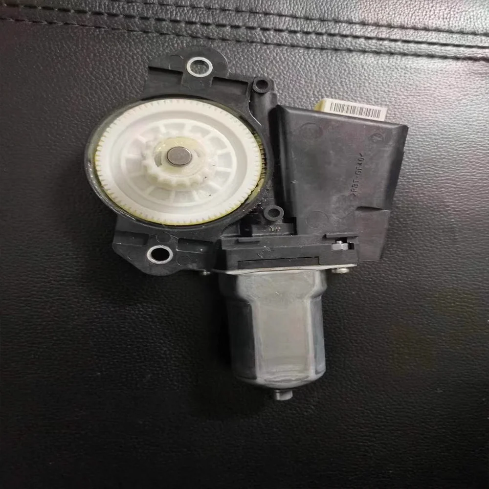 Suitable for Toyota 07-12 model year Prado, Land Cruiser, Lexus LX sliding sunroof motor