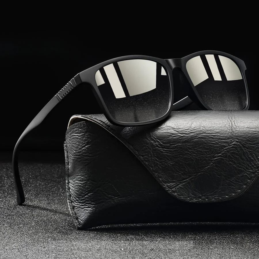Fashion Vintage Check Square Lightweight Sunglasses Men Women Driving Fishing Fashion Brand Designer Man Leisure Sun Glasses