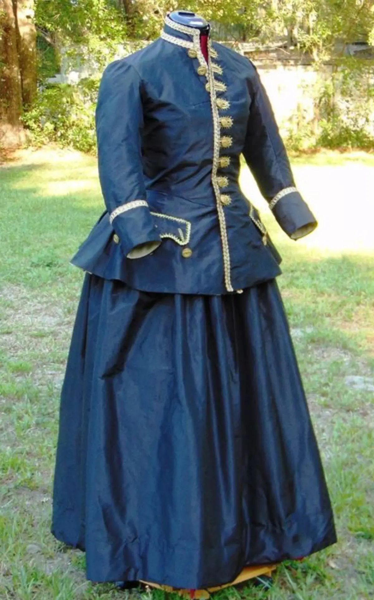 زي تنكري أحمر أوتلاندر مصنوع حسب الطلب لعام 1770 زي عادة ركوب الخيل بدلة جورجية تاريخية زي موحد للمرتفعات