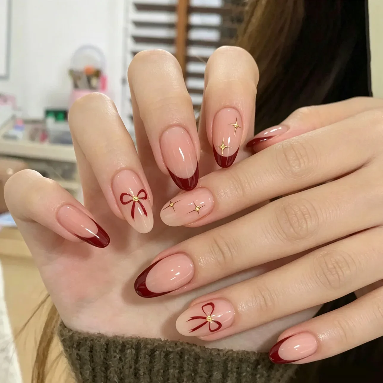 24Pcs Almond French Star Bow Press On Nails Full Cover Self Adhesive Reusable For Women Daily Party DIY Acrylic Manicure Supply