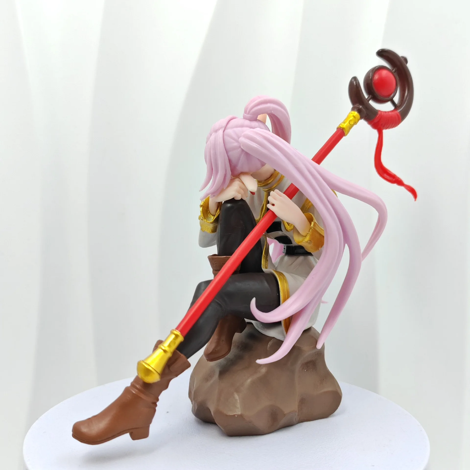 13 cm Frieren:Beyond Journey'S End Figur Schönes Mädchen Anime Modell Statue Sammlung Desktop Dekoration Ornament Spielzeug Geschenke