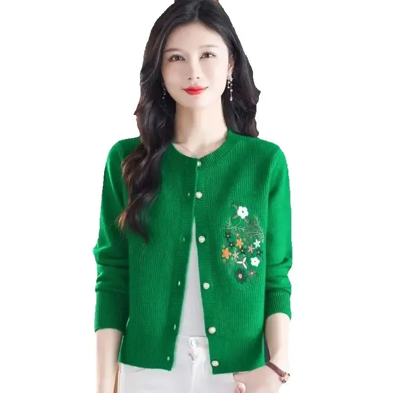 

2025 Spring Autumn Wool Short Knitted Cardigan Women Round Neck Embroidered Loose Sweater Coat Western Style Outerwear Top Women