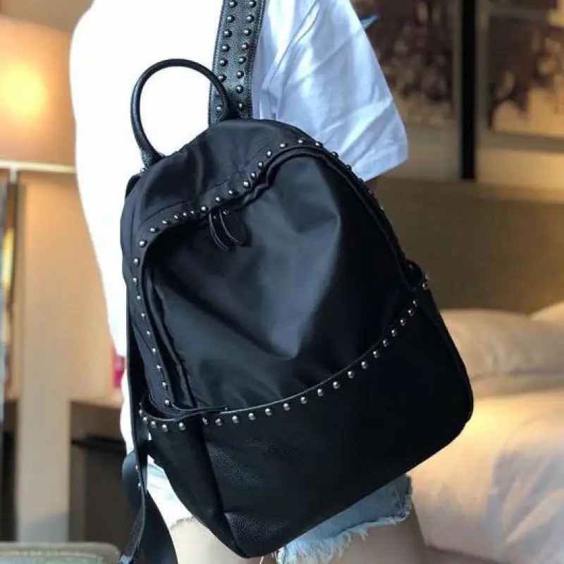 European/american Fashion Rivet Oxford Cloth Waterproof Backpack With Large Capacity Anti-theft Nylon Travel Backpack For Women