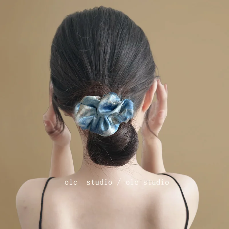

Hot Selling Satin Scrunchies Navy Blue Oil Painting Style High Elastic Hair Ties for Women High Bun Ponytail Holder Summer