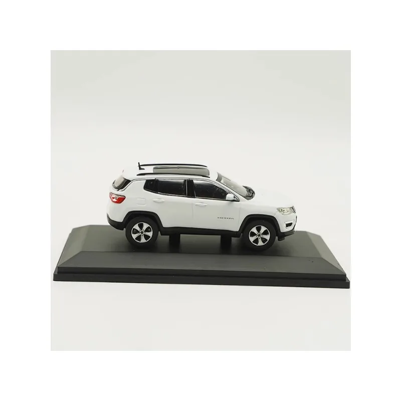 1:43 Original GAC Fick JEEP COMPASS alloy simulation model, children\'s collection of decorative toys, holiday gifts for children