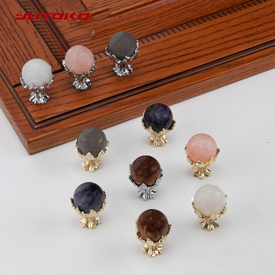 

YUTOKO Zinc Alloy Creative Light Luxury Natural Gemstone Pink Crystal Pull Handle Kitchen Cabinet Trophy Drawer Knob