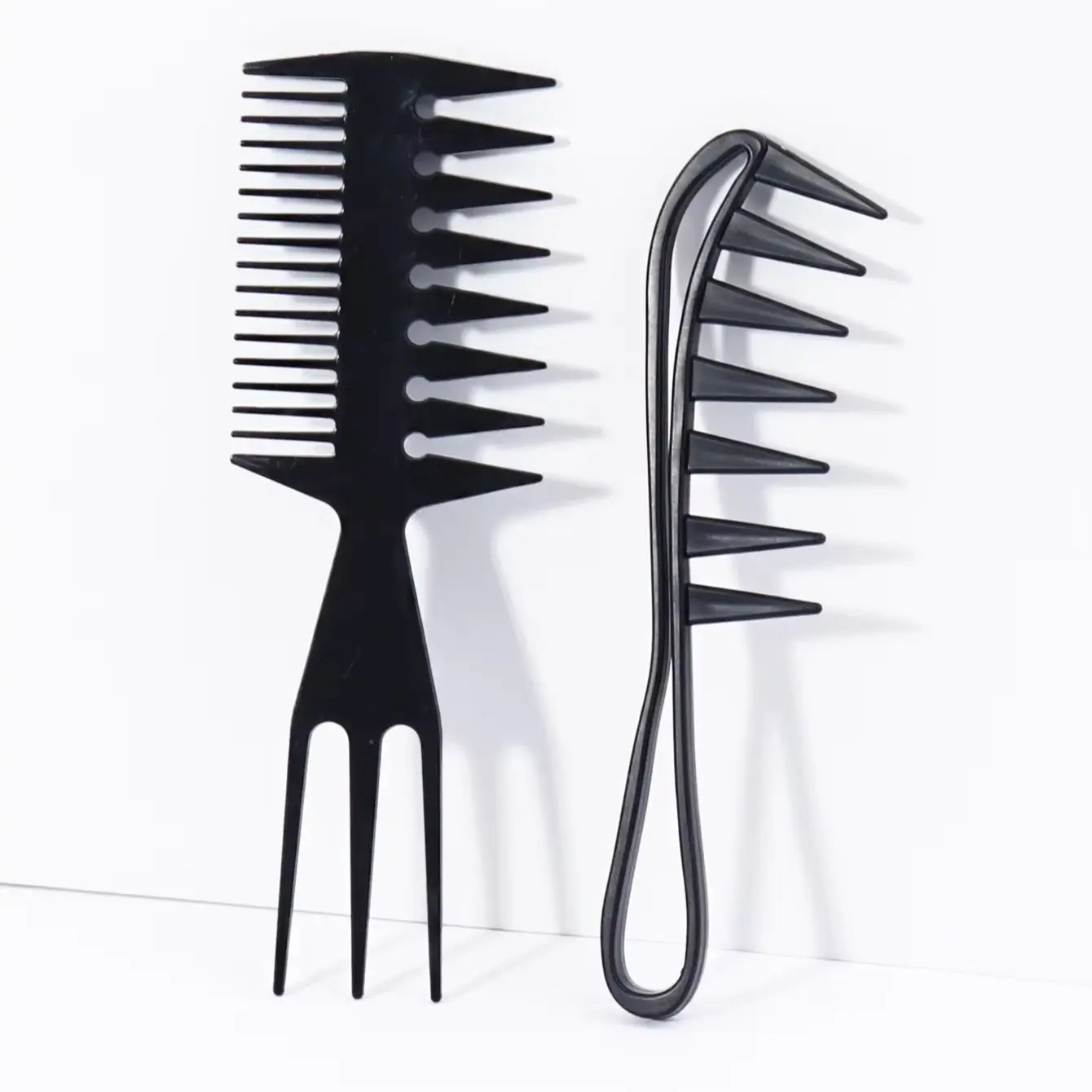 

2-piece hair styling comb set, curved handle wide tooth comb, 3-in-1 anti-static styling comb, special for real hair wigs