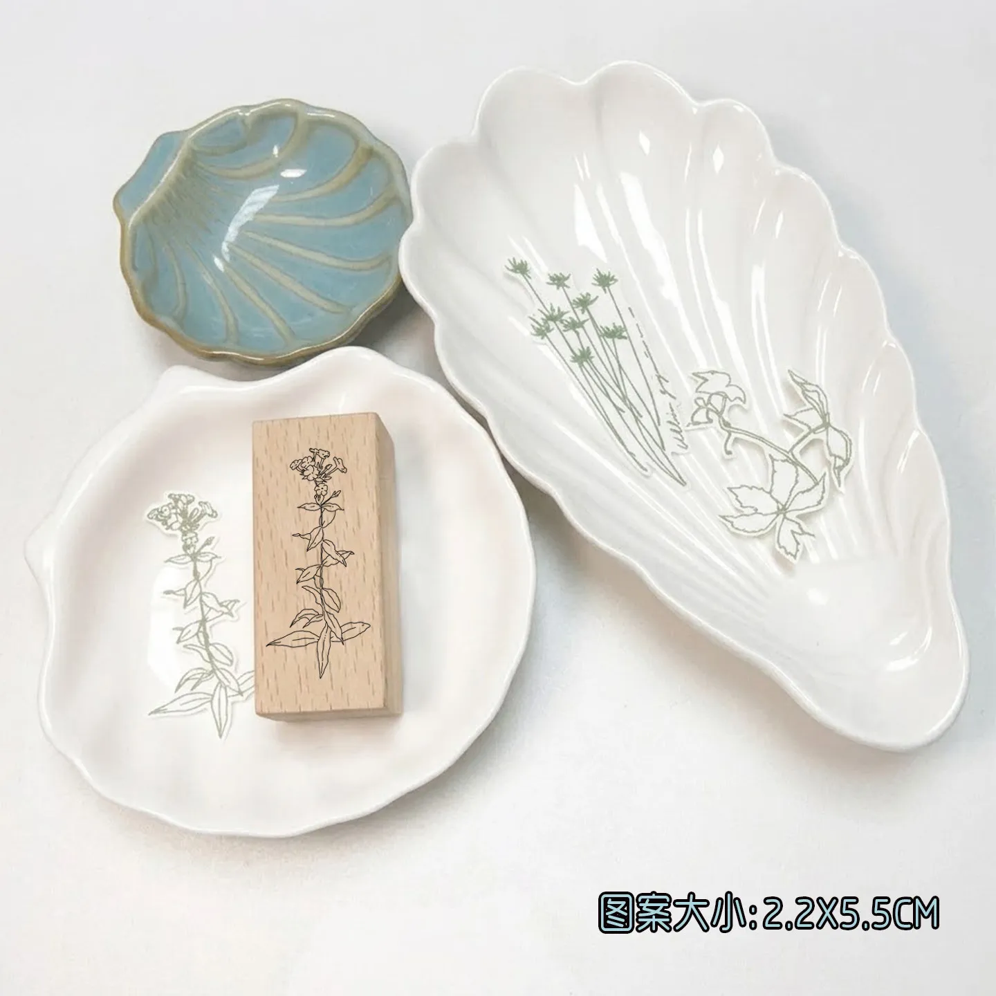 Französischer Vintage Holzstempel mit handgezeichnetem Blumenkranz und Schleifenrand für Journal, Scrapbooking, Dekoration und DIY-Bastelarbeiten – Detail 4