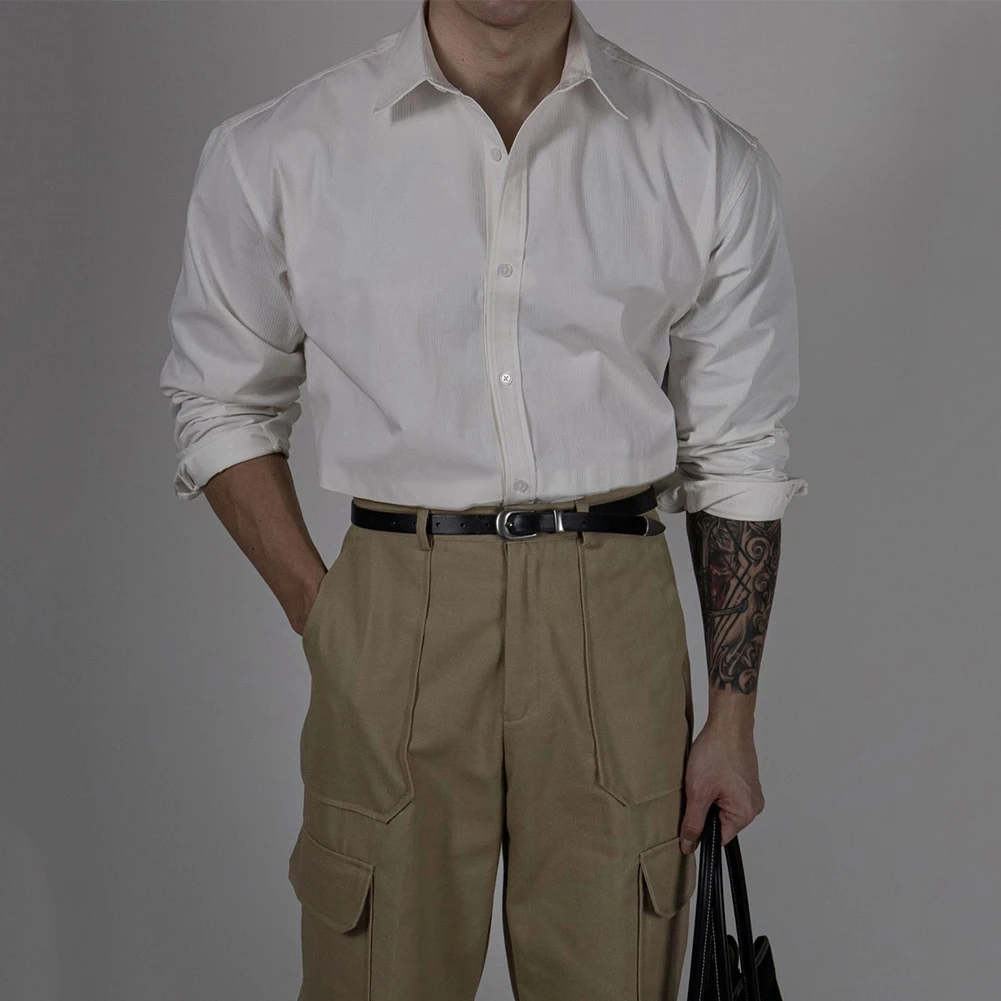 เสื้อคอปกแขนยาวผู้ชายแนวสตรีทเสื้อติดกระดุมเสื้อปาร์ตี้ Baju otot