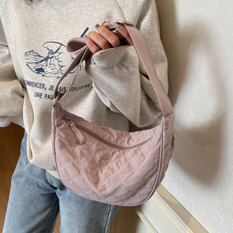 

Quilted Plaid Women's Hobos Crossbody Bags Portable Ladies Travel Shoulder Bag Simple Design Female Underarm Bag Purse Handbags