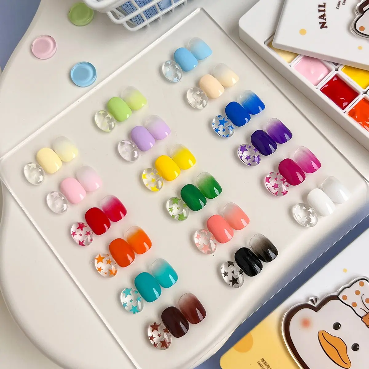 4 in 1 パットペイントジェルネイルポリッシュセット 18色 セミパーマネント ソークオフ UV LED ネイルジェル バーニッシュ グラデーション ネイルアートDIY用